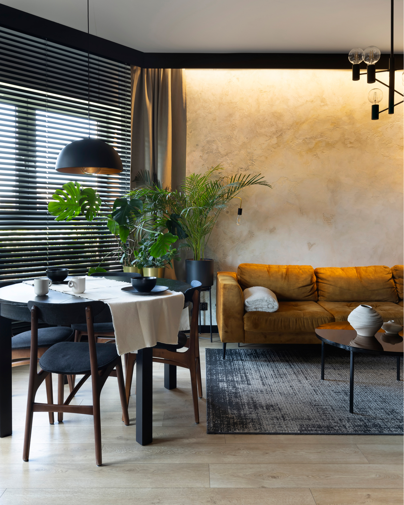 Architekt wnętrz Trójmiasto - ciemne meble -Zapraszamy Nurt.Studio